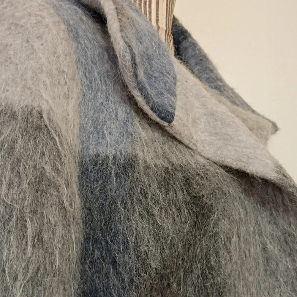 Isabell Super Soft Wool Blend Button Front Winter Coat Fits Size M NEW